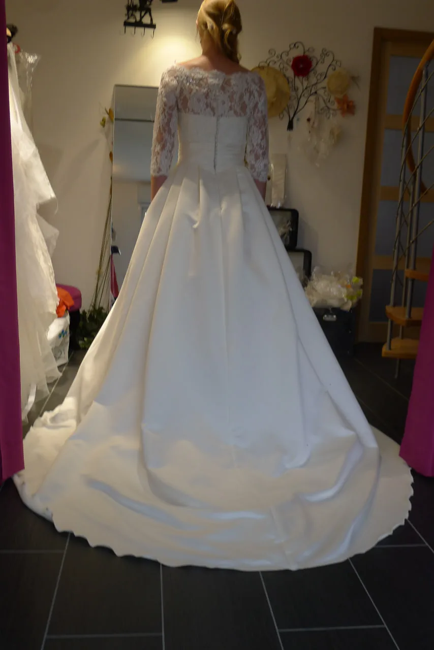 Nacre — robe de mariée, Satin & Guipure