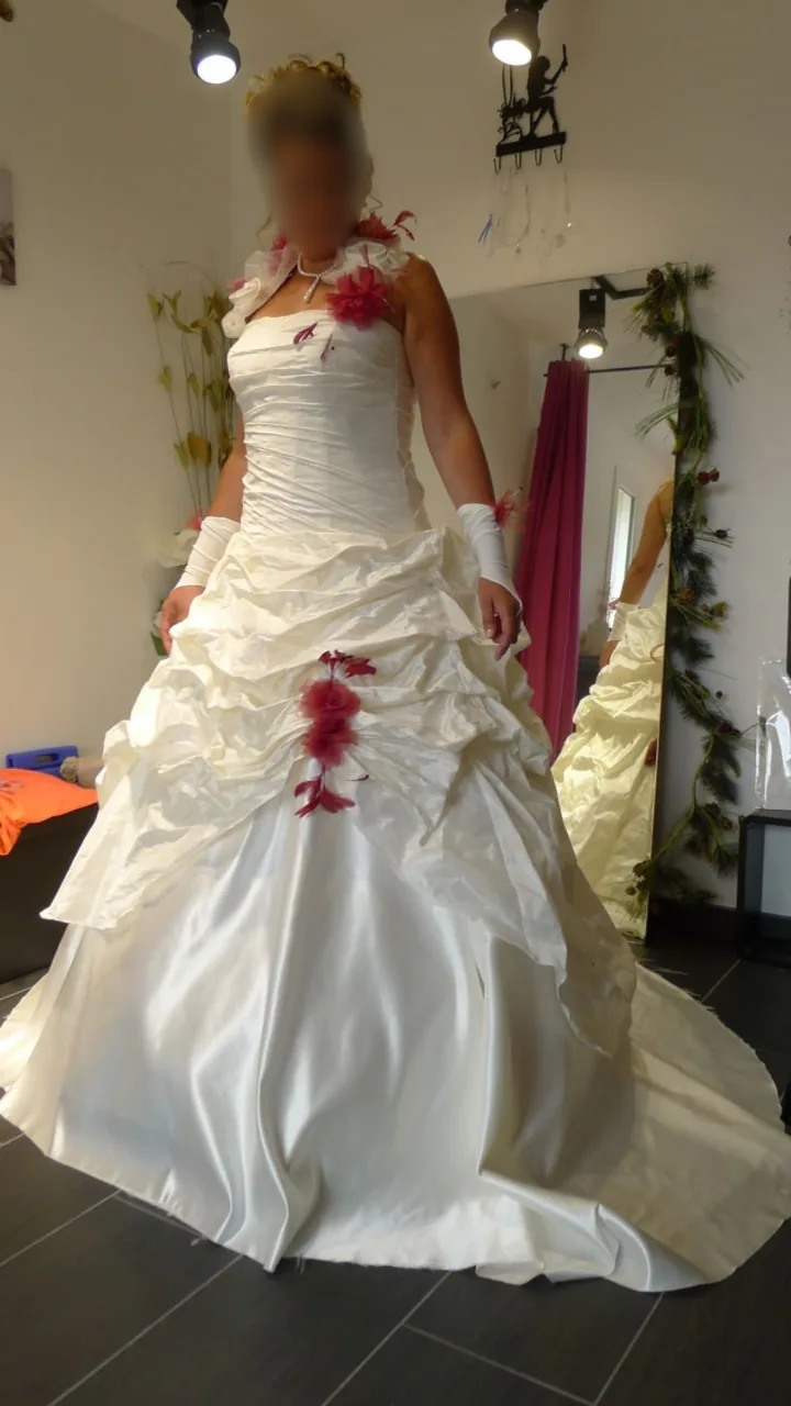 Éclat Ruby — robe de mariée, Taffetas Royal